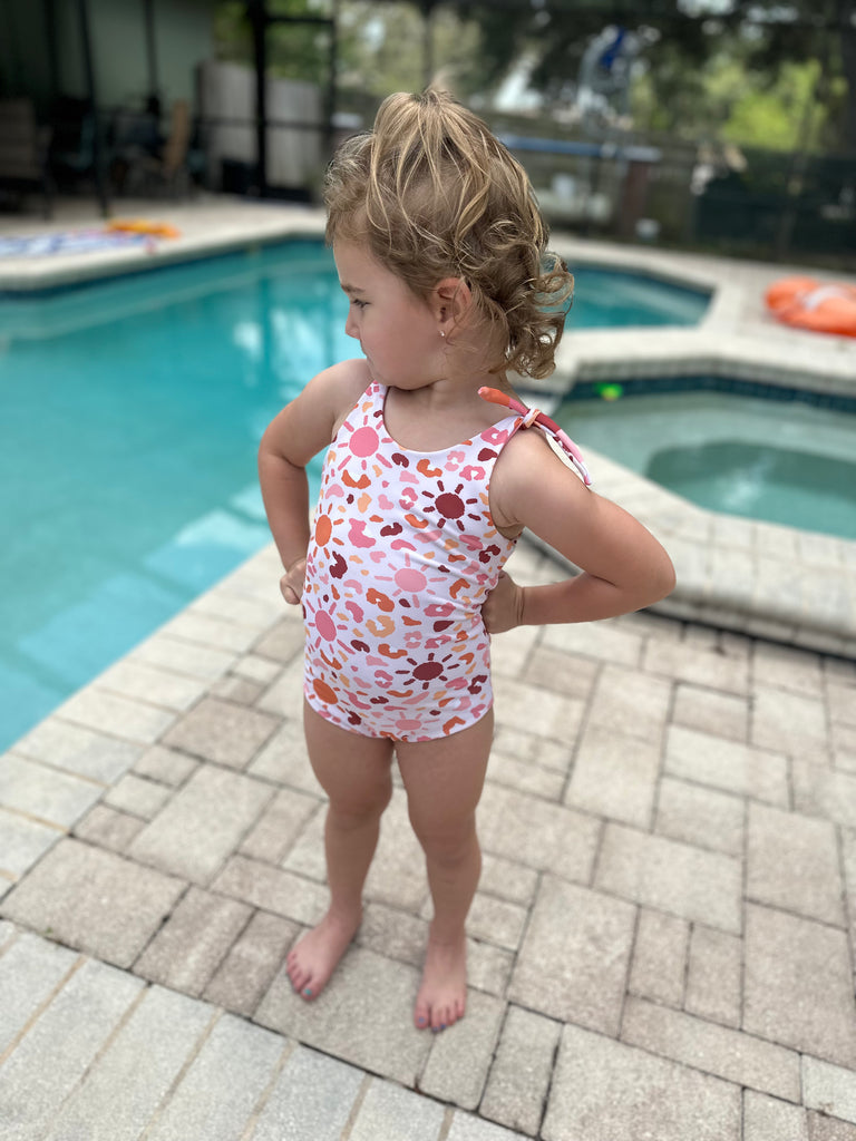 Reversible tie strap bathing suit