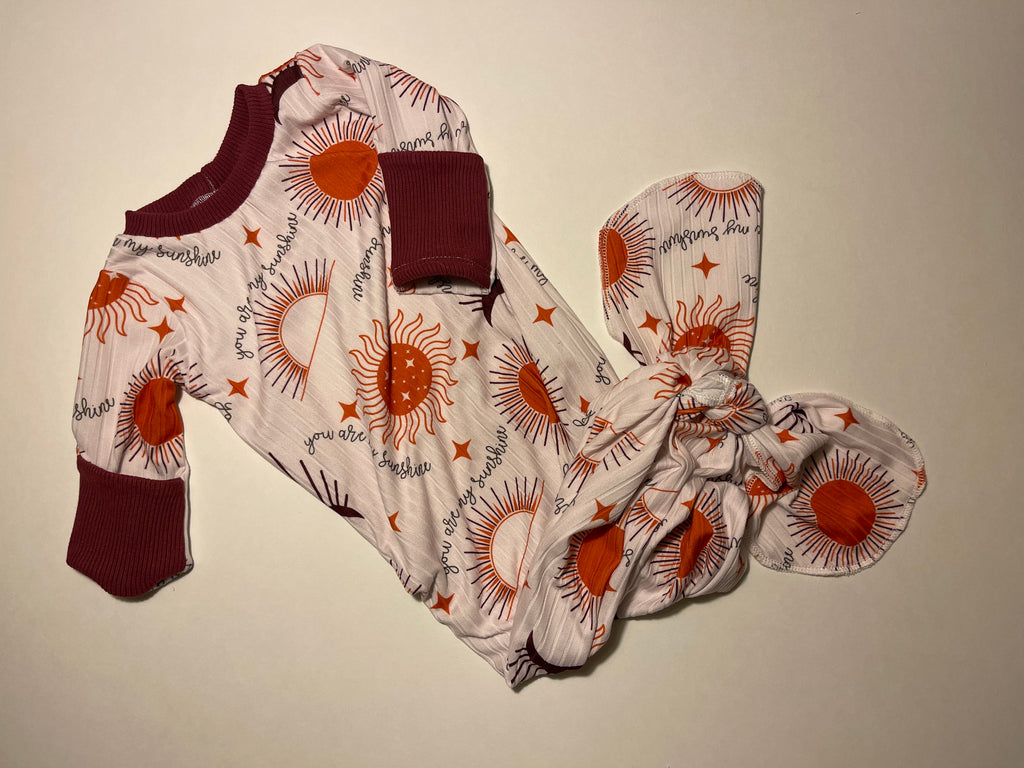 Knotted baby gown